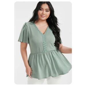 PLUS Bloomchic peplum top